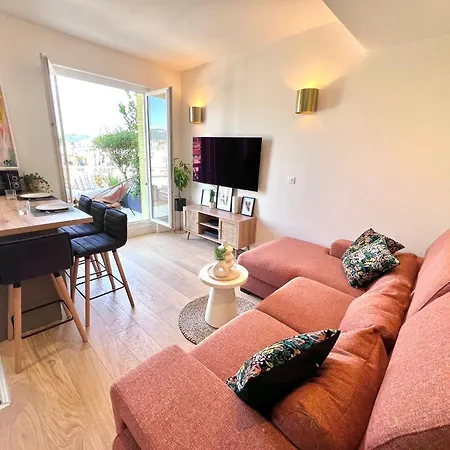 Charming Penthouse In - 10 Minutes From Seaside * 尼斯