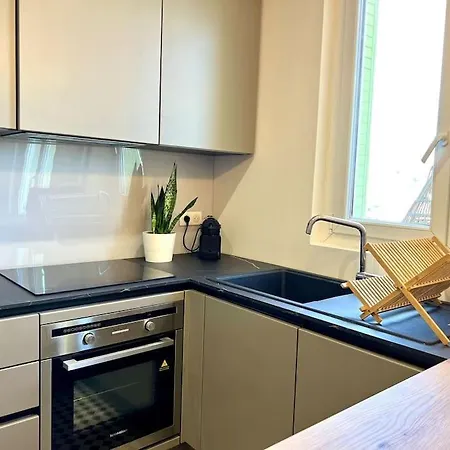 Charming Penthouse In - 10 Minutes From Seaside