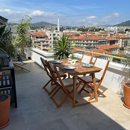 公寓 Charming Penthouse In - 10 Minutes From Seaside *