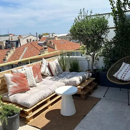 Apartmán Charming Penthouse In - 10 Minutes From Seaside Nice